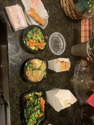 Great! Sautéed broccoli, shrimp with broccoli, vegetables rice, crab sticks, pork egg roll , shrimp egg roll, white rice , vegetable lomein