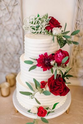 Spice cake with cream cheese frosting