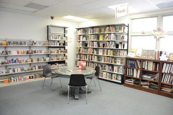 Mackinaw District Public Library