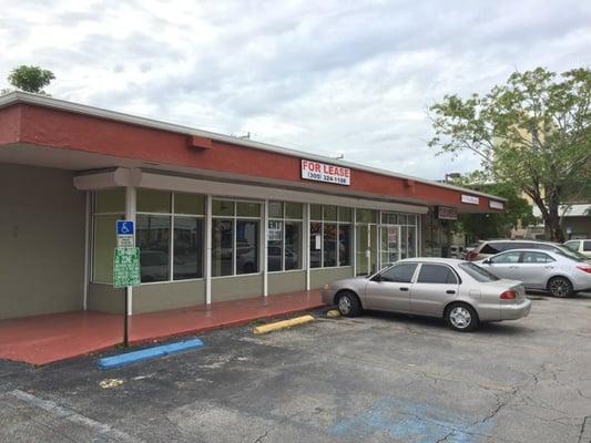 Commercial Store Listing for Rental in Miami, FL