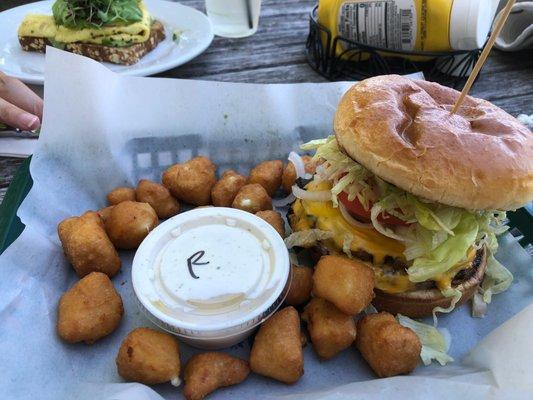 Great burger and cheese curds.