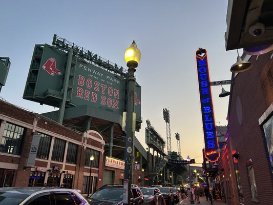 House of Blues Boston Restaurant & Bar