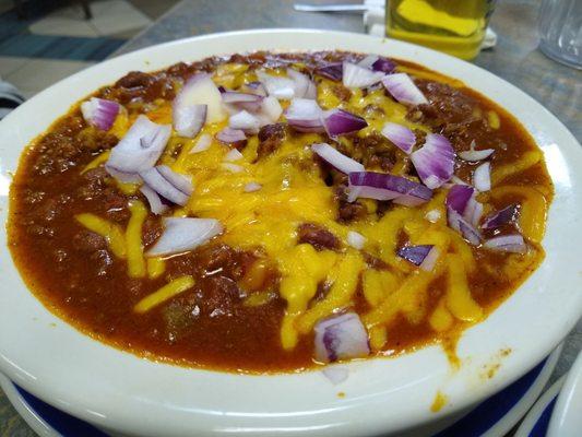 Soup date with the hubbs. The Bills are on, didn't know. :-P Bowl of chili.