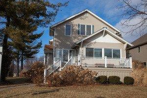 SOLD! Beautiful expanded farmhouse in North Downers Grove.