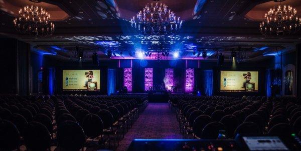 Let Full Circle Productions professional, full-service support deliver an unforgettable experience for your event every time!