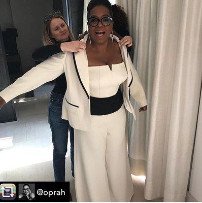 Oprah ! at Emmys looking Flawless in Elizabeth Kennedy and #Supercrespone