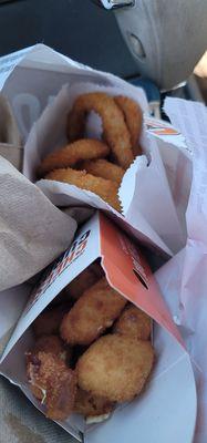 Small onion rings & cheese curds