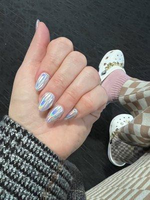 Holographic nails