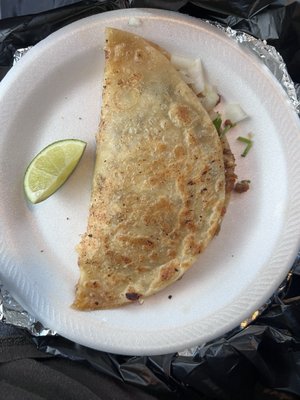 Chorizo quesadilla with lime