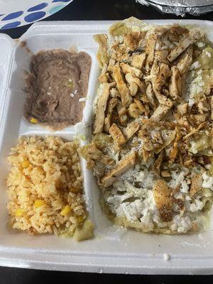 Chilaquiles w/ pollo