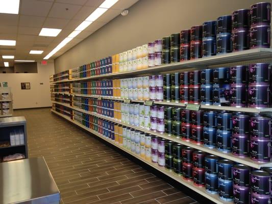 The great wall of paint! Whether you're a large or small contractor, a designer or a DIY'er, we have all your painting needs covered!