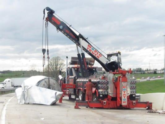 80 ton rotator lifting a 58,000 pound coil off of the freeway.