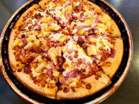 Hawaiian Luau Pan Pizza