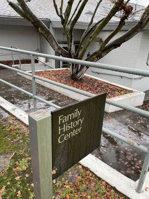 FamilySearch center