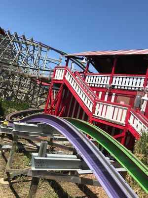 Wood/steel coaster