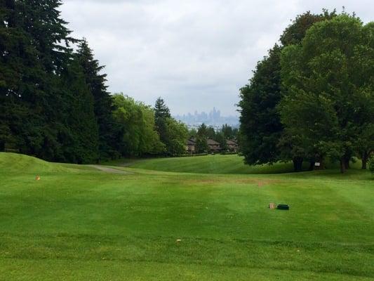 Seattle backdrop from the first tee