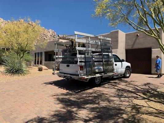 Phoenix Window Repair & Window / Skylight Glass Replacement Experts | 24hr Emergency Boardup Service