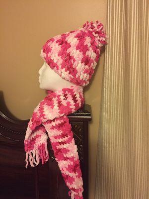 Handmade scarf and hats $12.50