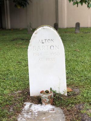 Barton Memorial Park Cemetery