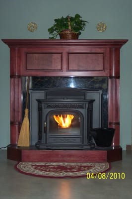 Showroom hearth with Harman Accentra Pellet Stove Insert.