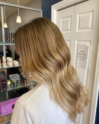 Sandy blonde balayage