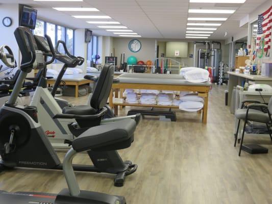 Brand bright new facility with updated equipment. Spacious gym and  private treatment rooms.