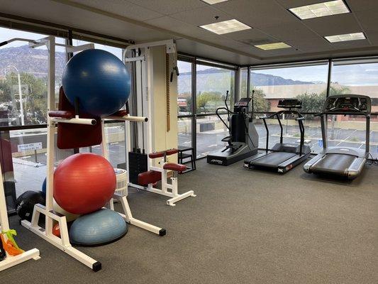 Functional Physical Therapy & Fitness