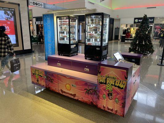 Food Stand With Delicious Treats Right Next To Pandora! In prime center court of the mall.