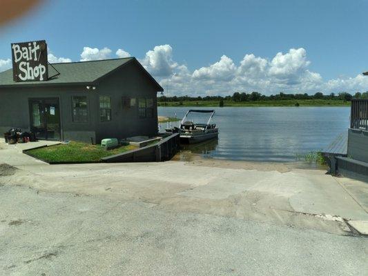 Loading ramp, cabins for rent, jet ski rental, fishing