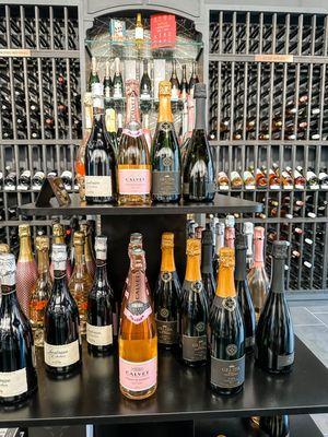 We offer a great selection of Sparkling Wines at the best value.