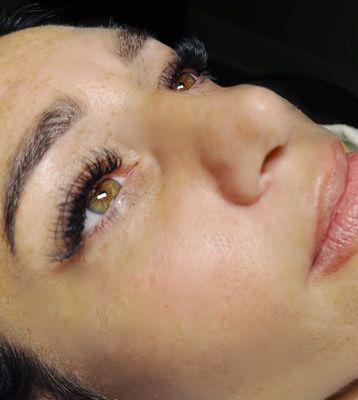 Volume eyelash extensions vary from the natural look which adds more length and Volume.