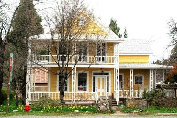 Learn The Beat is located inside The Historic Shannon Knox house