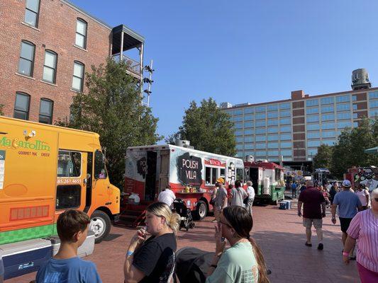 Lots of Amazing Food Trucks!