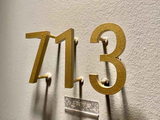 Room 713 - king room