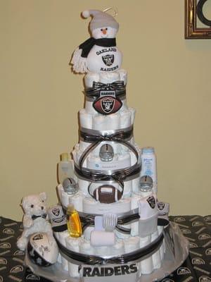 "Oakland Raiders" Specialty Diaper Cake