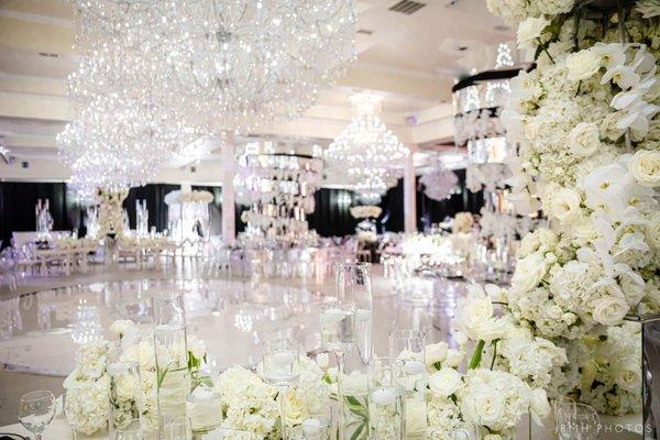 stunning luxurious wedding