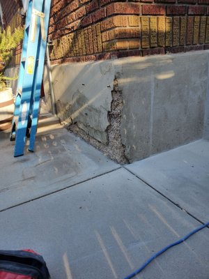 Before repairs on foundation