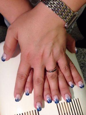 Gel nails with special designs