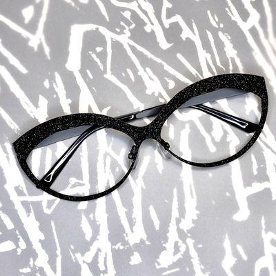 eye candy opticianry stylish eyeglass frames