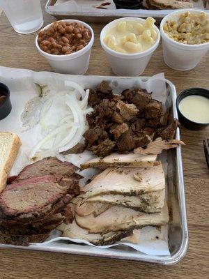 3 meat plate  Tri tip Burnt ends Turkey