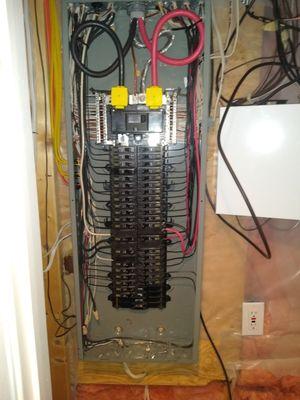 200A main breaker panel 56 circuit SQ D QO