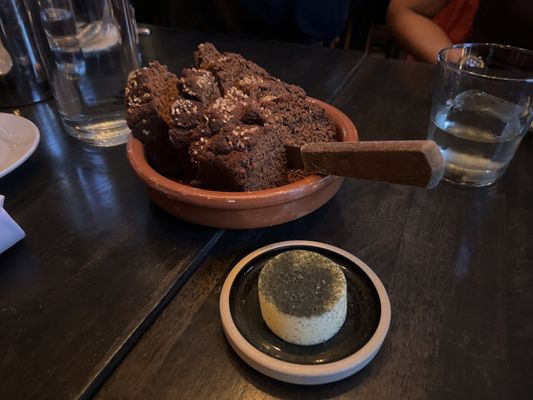 irish bread with seaweed butter