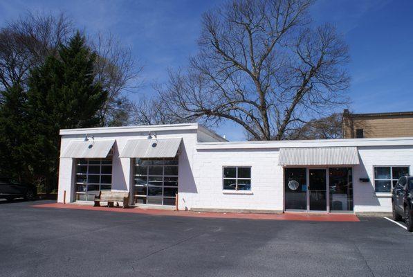 The Cooking Schools Tri-Cities building.