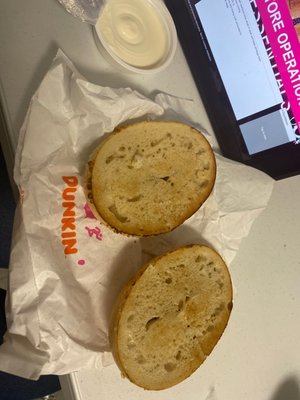 Toasted plain bagel!! Ain't even toasted!! So disappointed