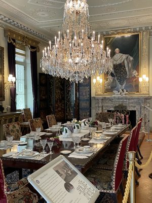 Formal dining room