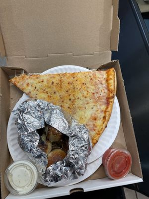 Cheese Pizza & 5 Piece Garlic Knots