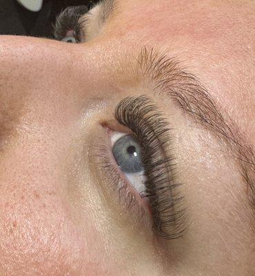 Volume lash extensions