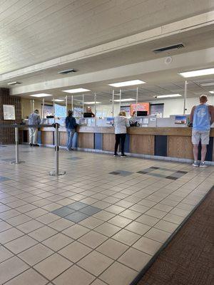 Teller line.