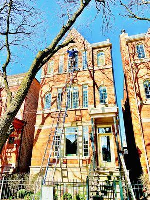 Window washing in Chicago