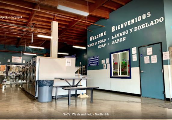 Clean, well - lit and safe laundromat in North Hills, Ca